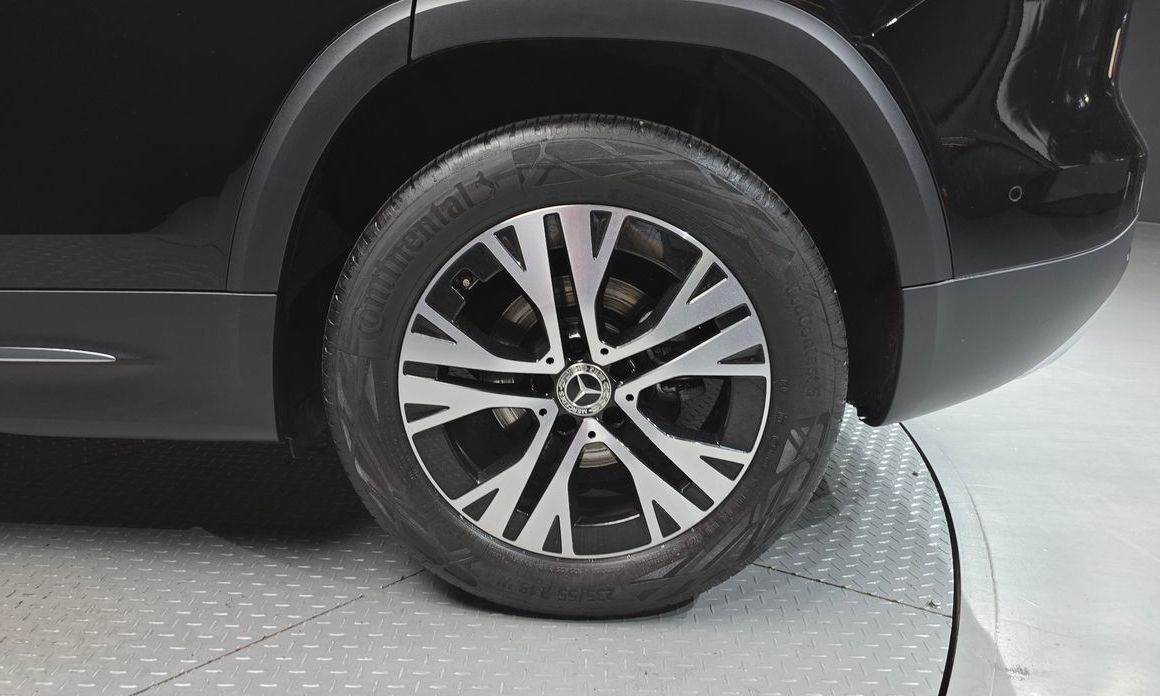 Mercedes-Benz GLB-Class 2024
