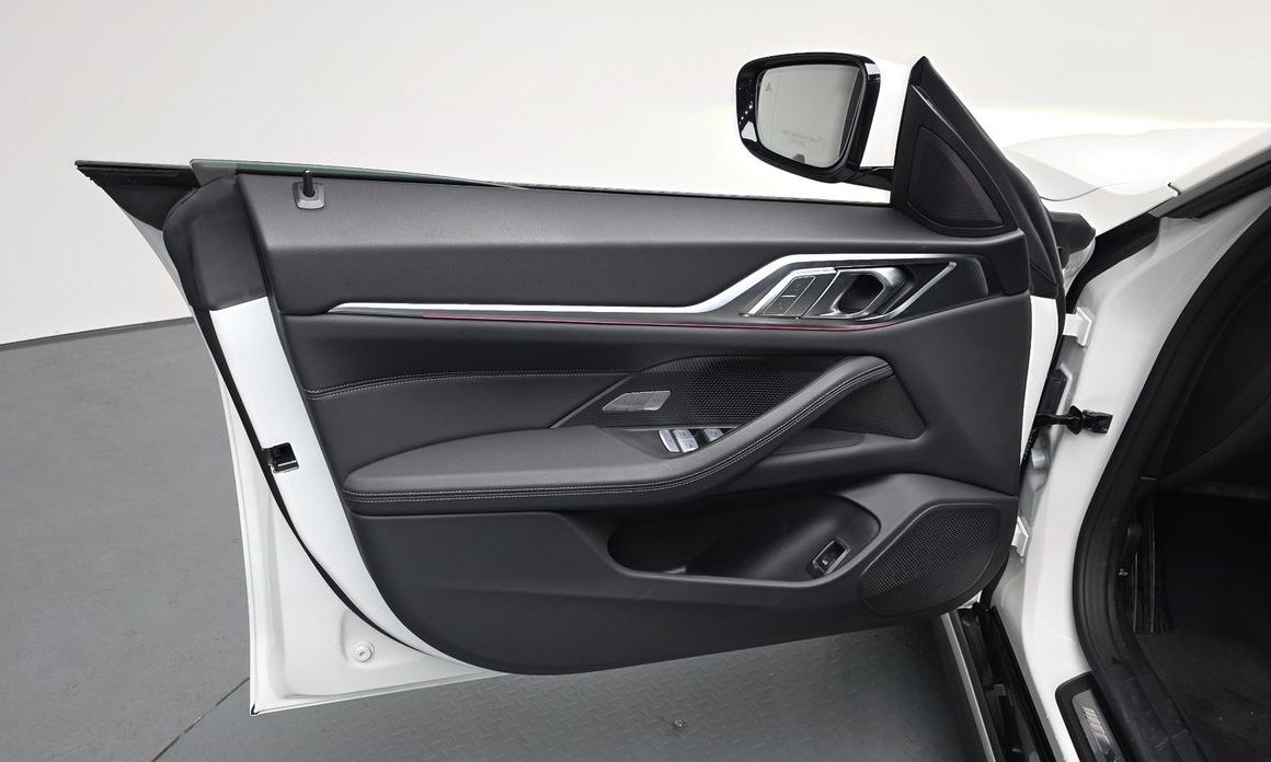BMW i4 2025