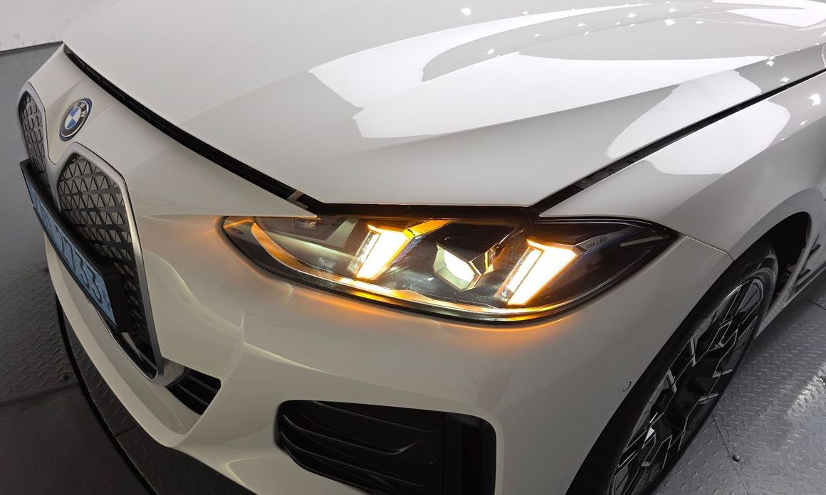 BMW i4 2025