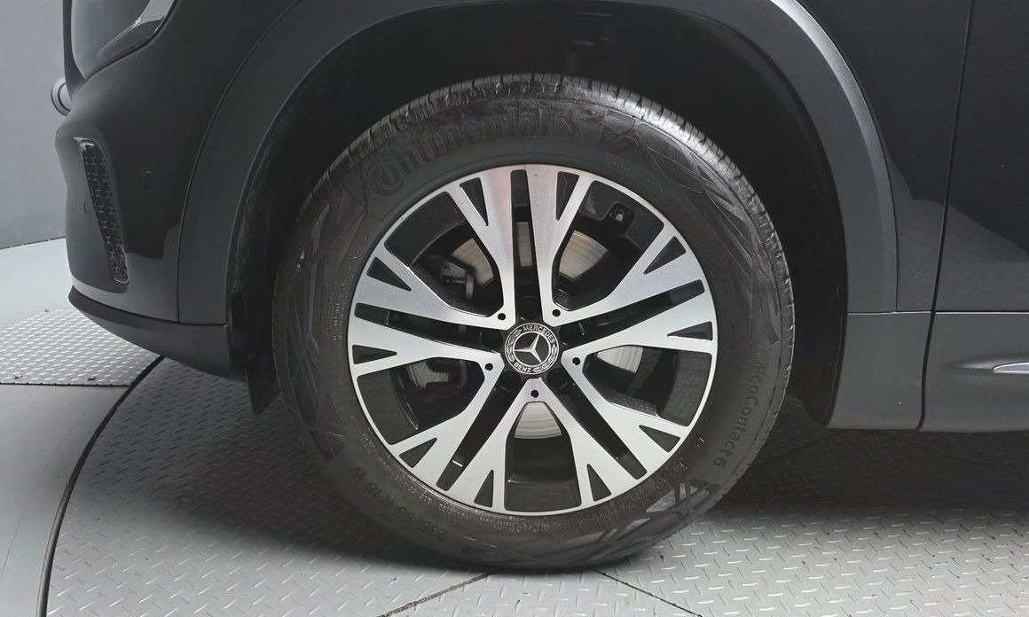 Mercedes-Benz GLB-Class 2024