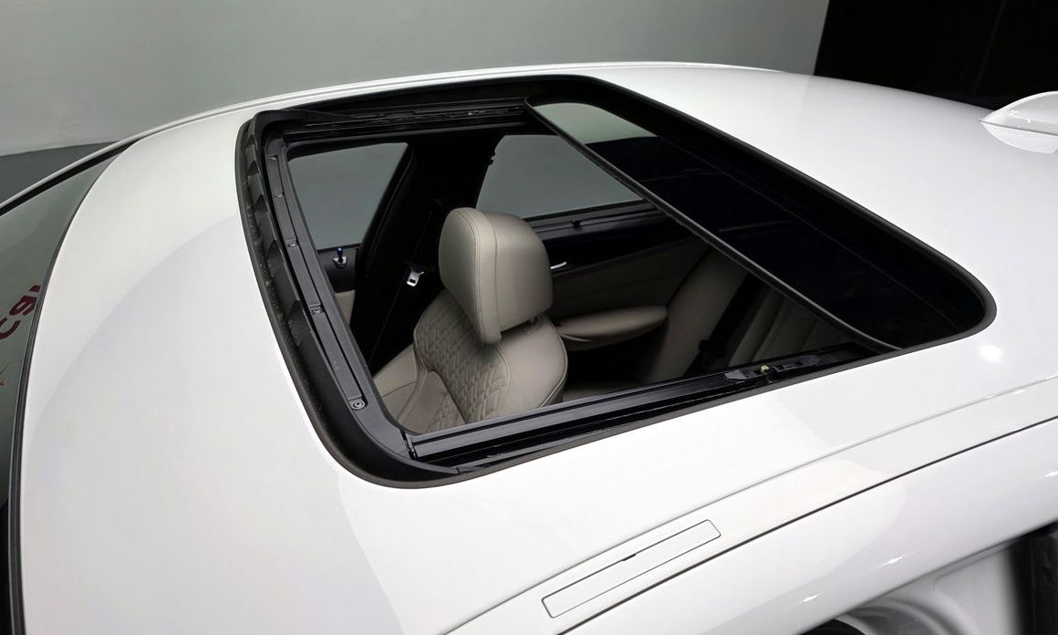 BMW 5-Series 2023