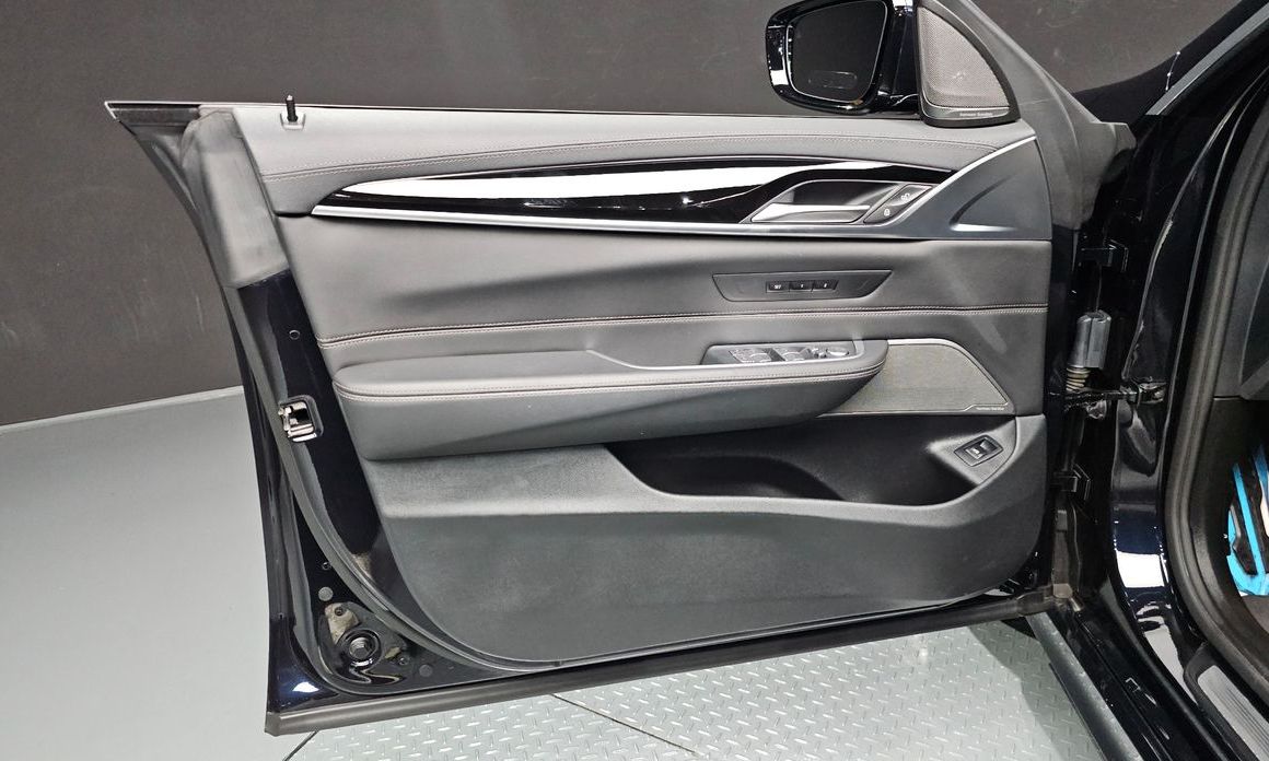 BMW Gran Turismo 2023