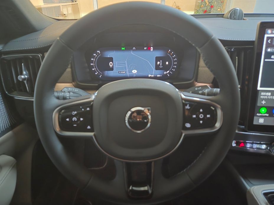 Volvo S90 2026