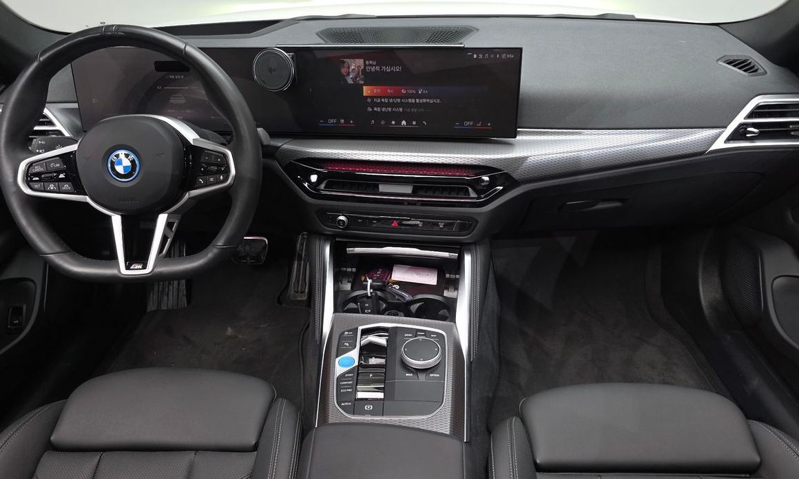 BMW i4 2025