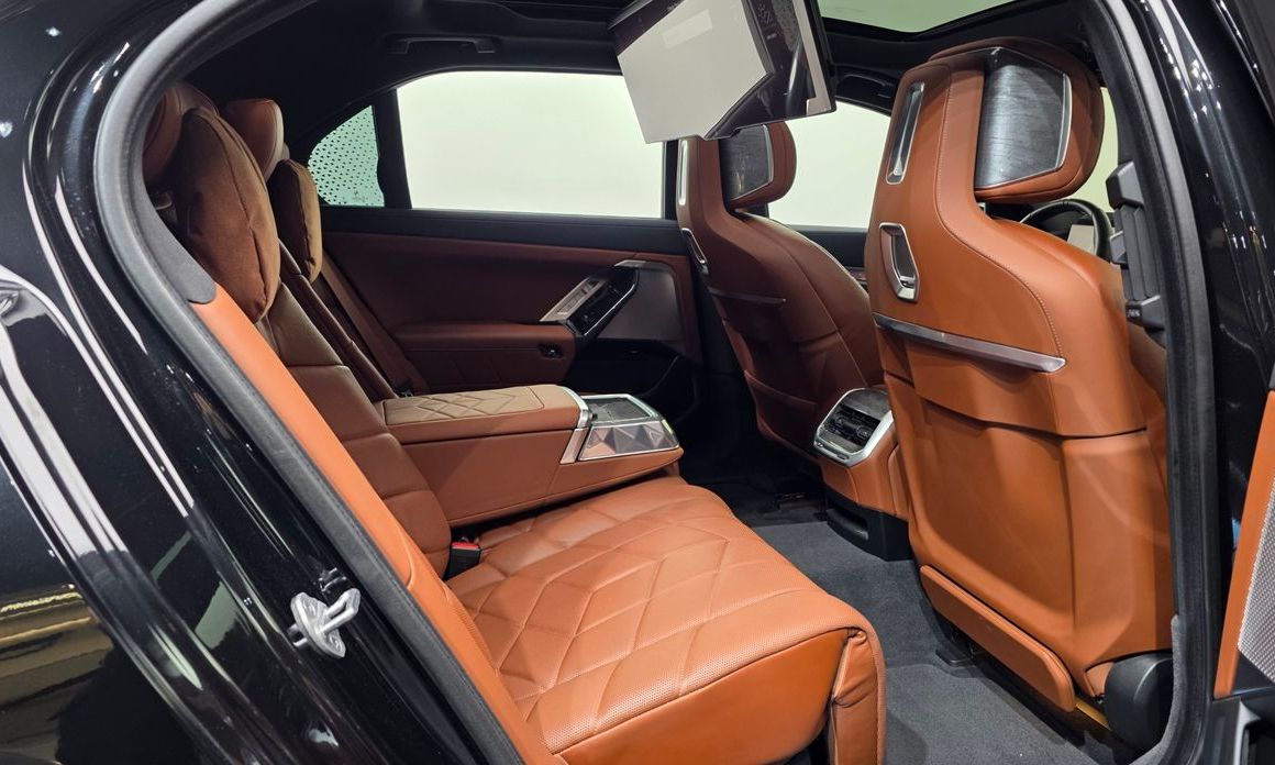 BMW 7-Series 2024
