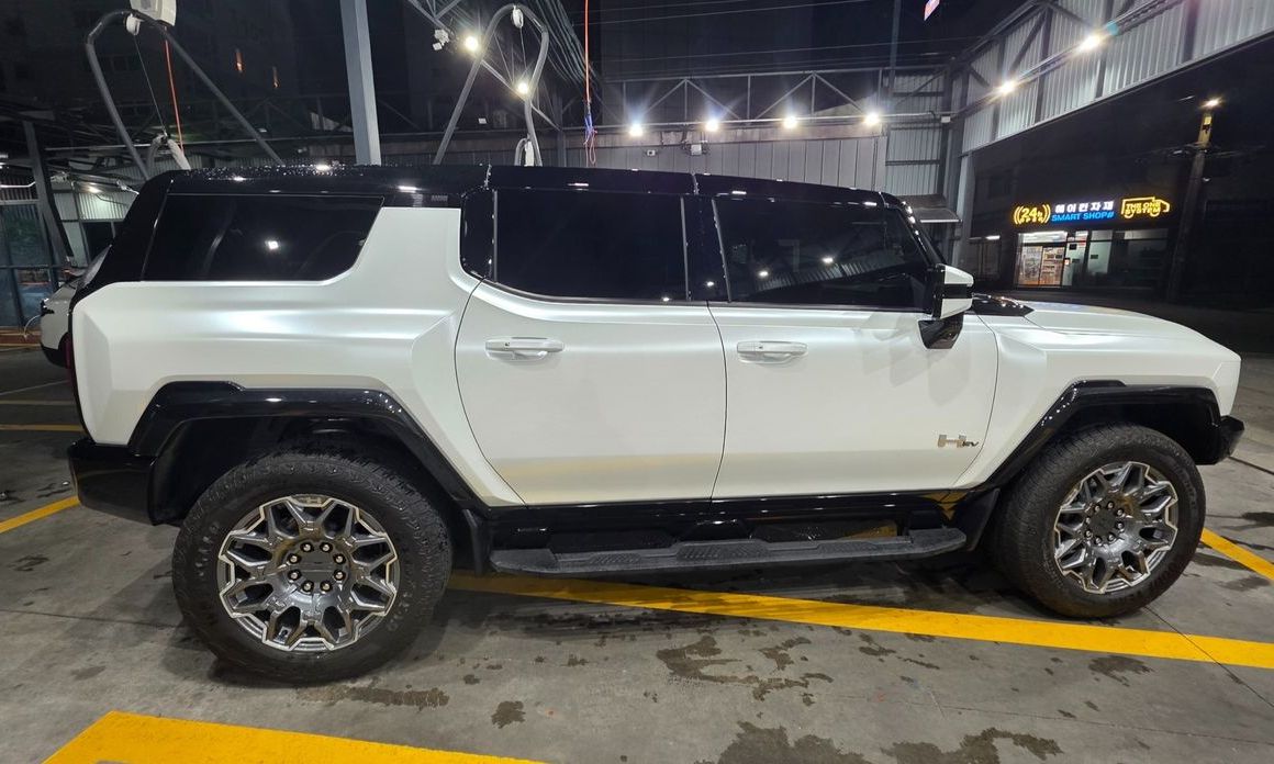 GMC Hummer EV 2024