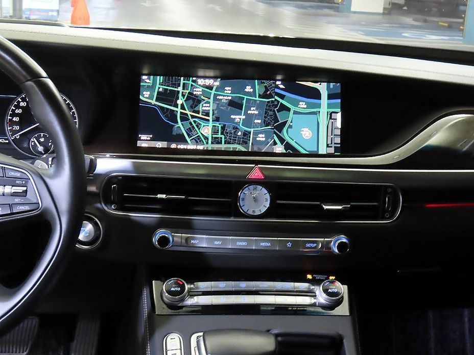 Genesis G90 2019