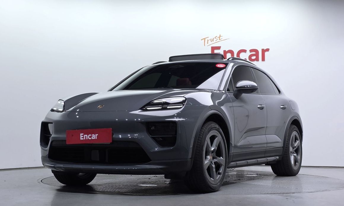Porsche Macan 2025