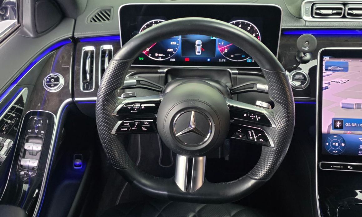 Mercedes-Benz S-Class 2021