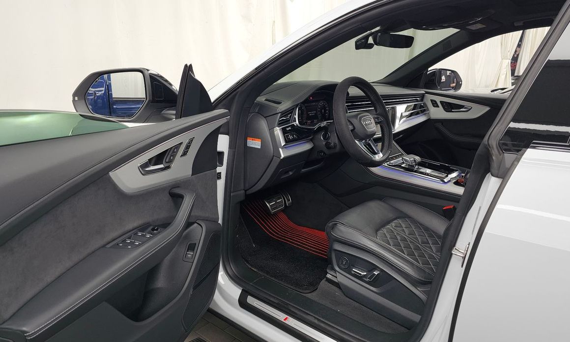 Audi Q8 2023