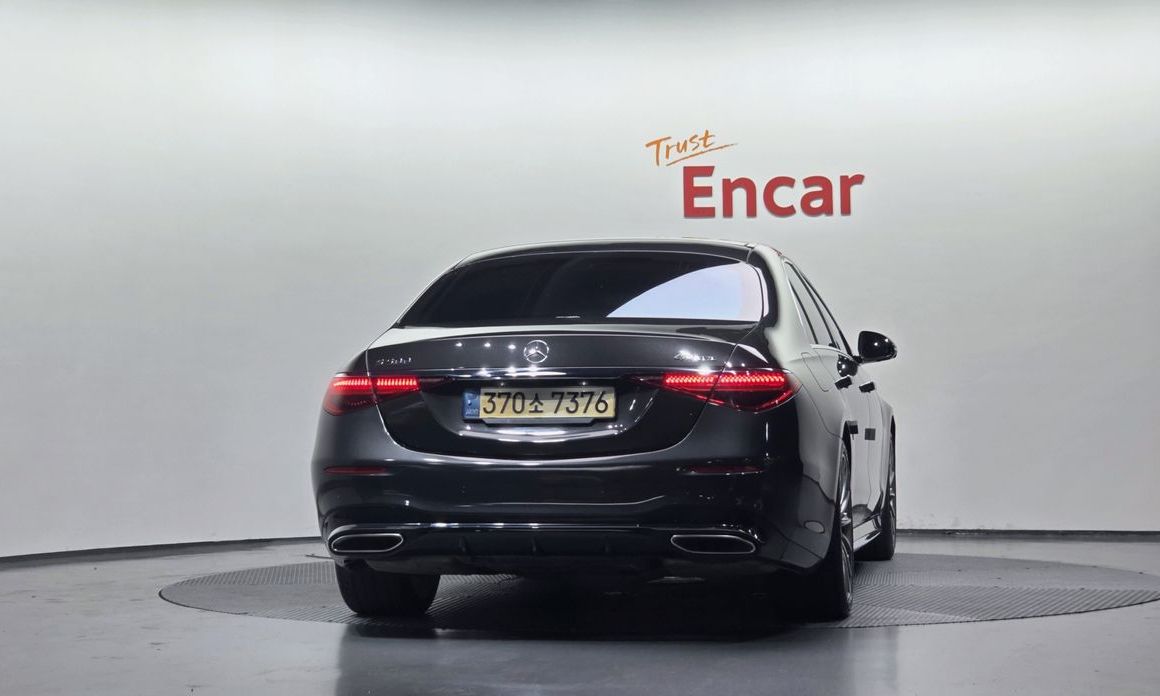 Mercedes-Benz S-Class 2021