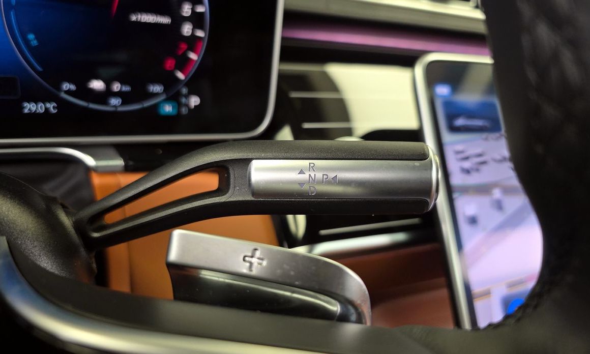 Mercedes-Benz S-Class 2023