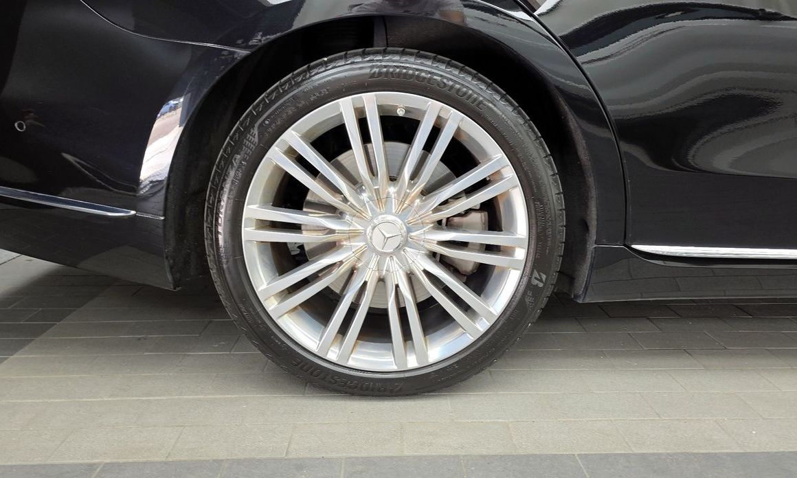 Mercedes-Benz S-Class 2023