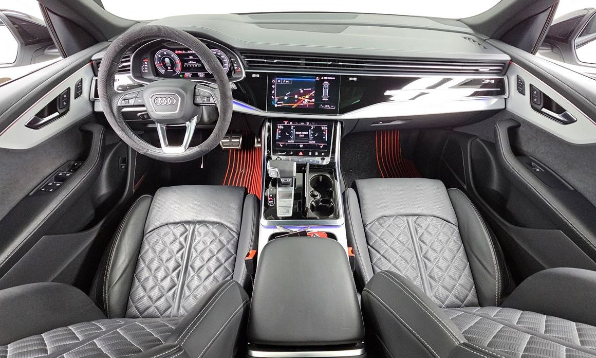 Audi Q8 2023