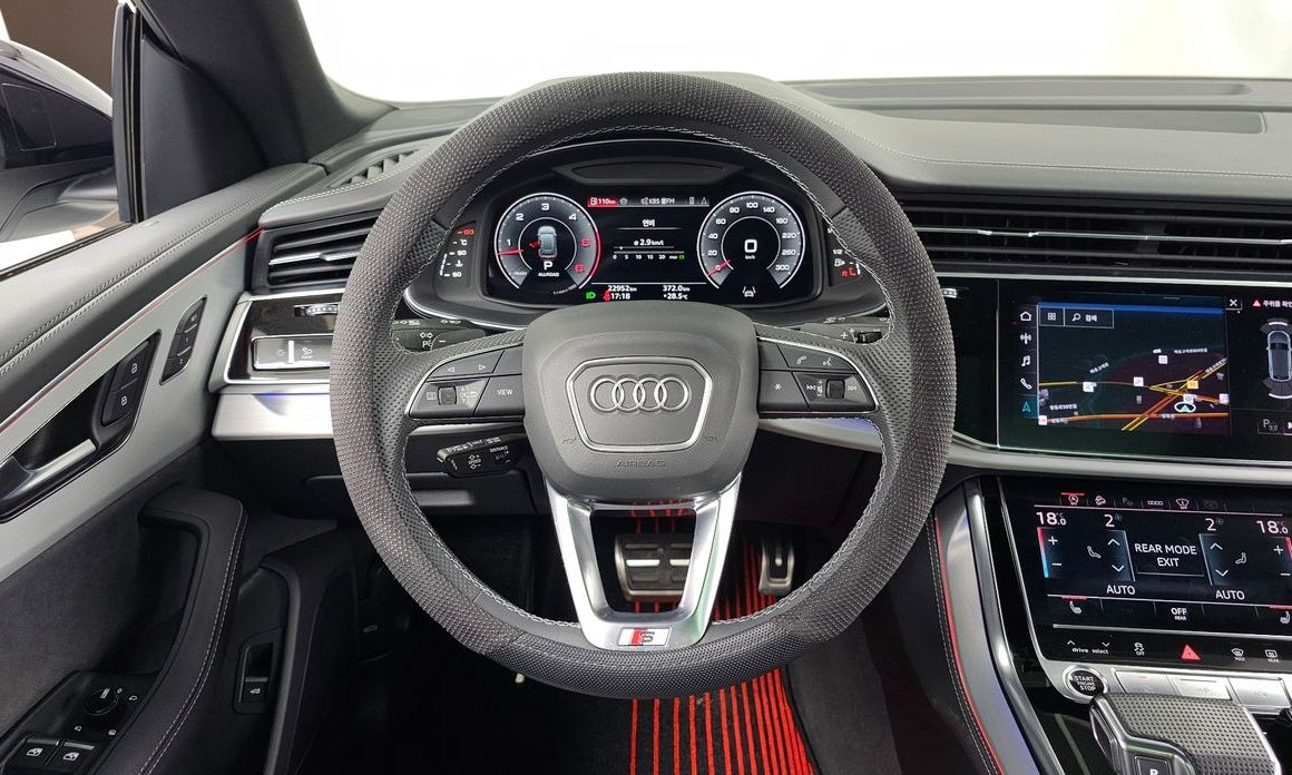 Audi Q8 2023