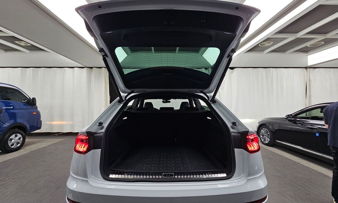 Audi Q8 2023