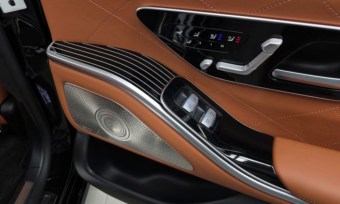 Mercedes-Benz S-Class 2023