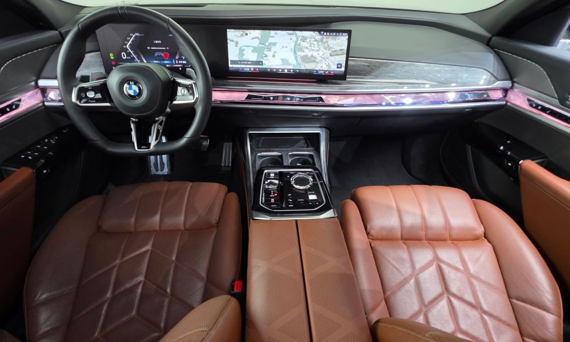 BMW 7-Series 2024