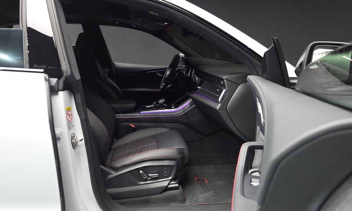 Audi RSQ8 2025