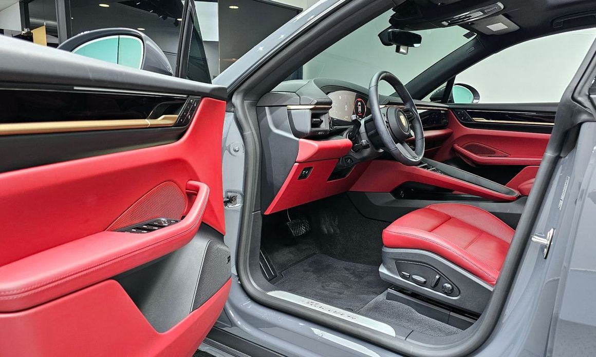 Porsche Macan 2025