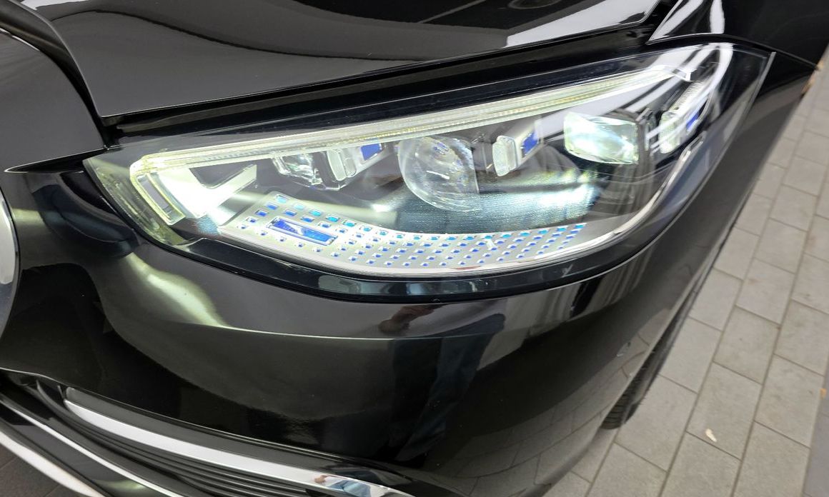 Mercedes-Benz S-Class 2023