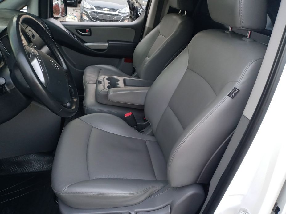 Hyundai Starex 2021