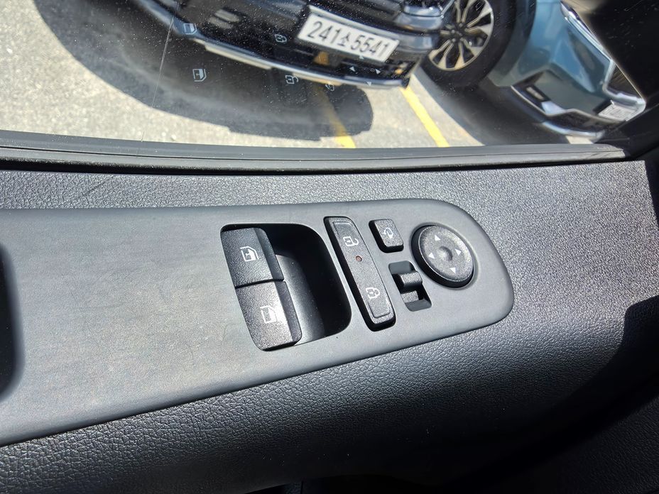 Hyundai Staria 2025