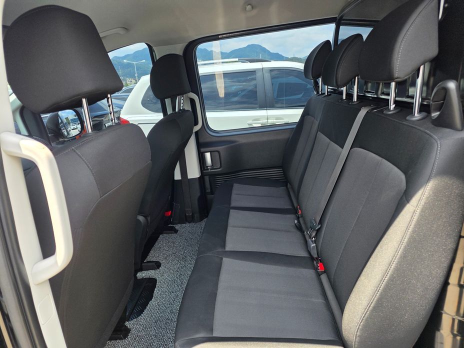 Hyundai Staria 2025
