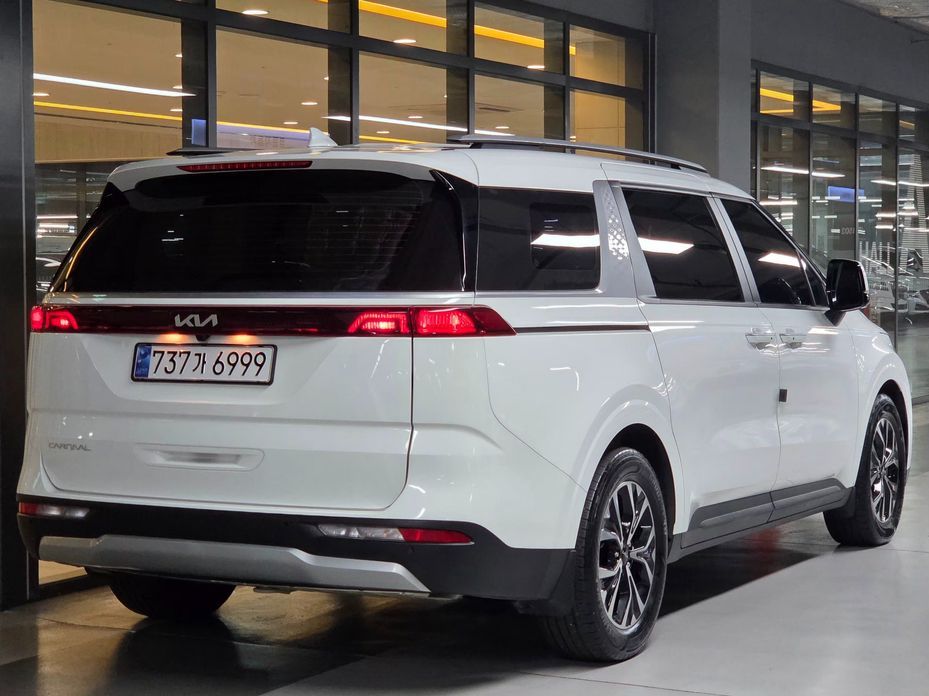 Kia Canival 2023