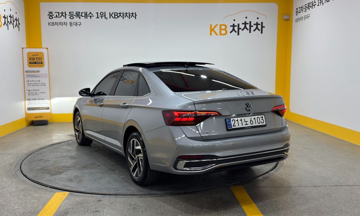 Volkswagen Jetta 2023