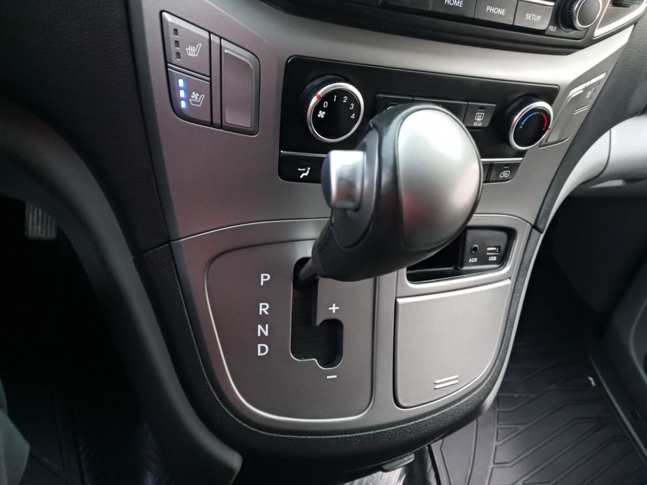 Hyundai Starex 2021