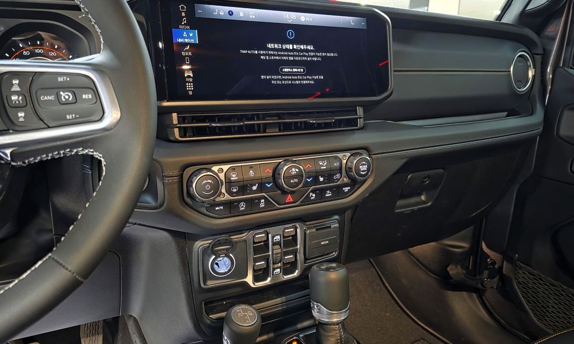 Jeep Wrangler 2025