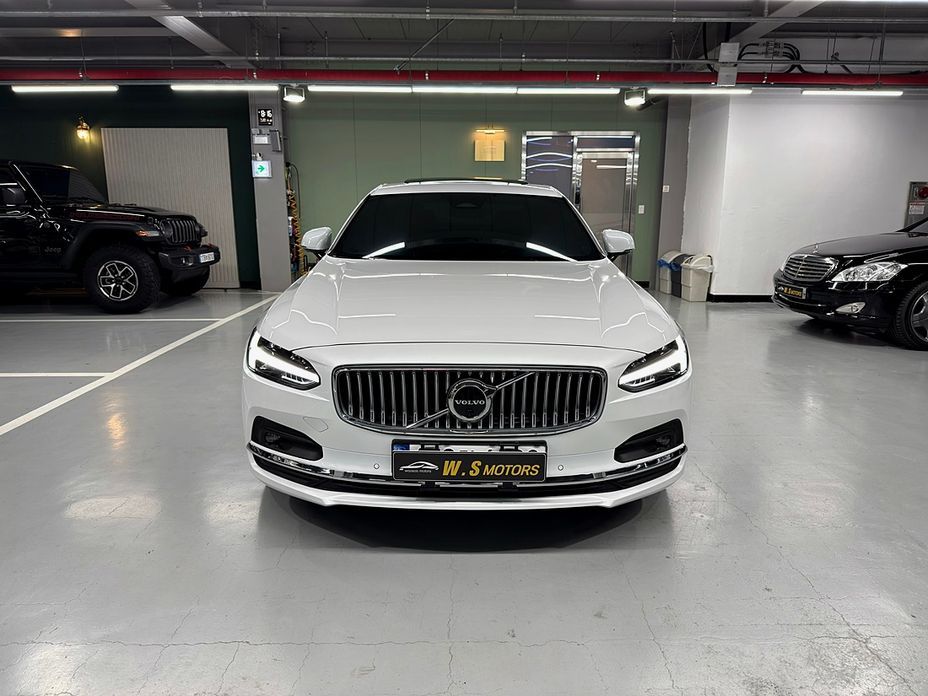Volvo S90 2023