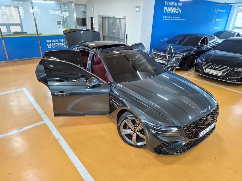 Genesis G80 2025