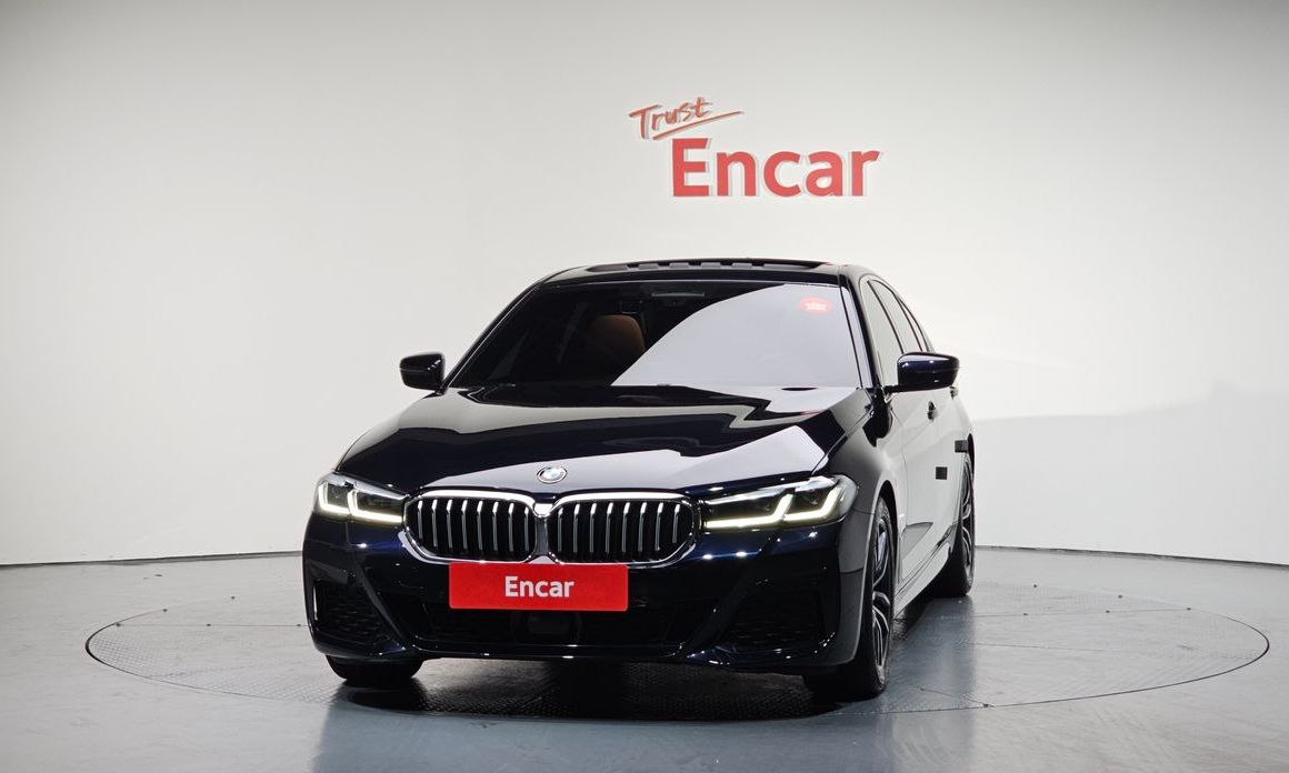 BMW 5-Series 2022