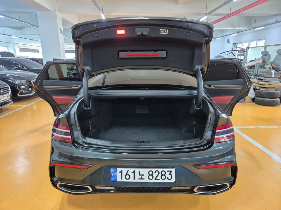 Genesis G80 2025