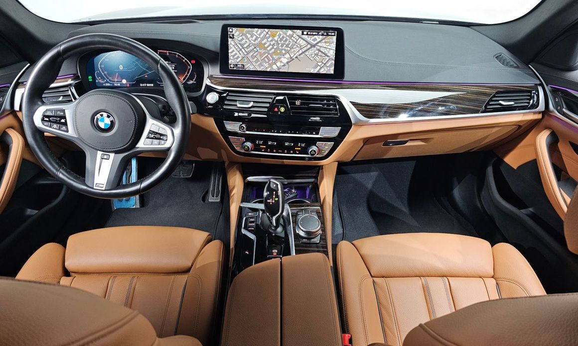 BMW 5-Series 2022