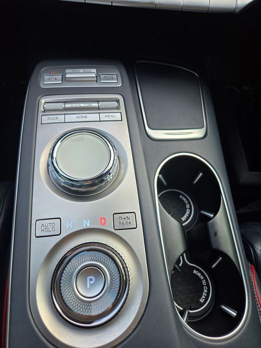Genesis GV70 2021
