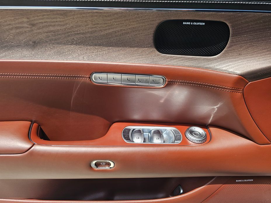 Genesis G90 2023