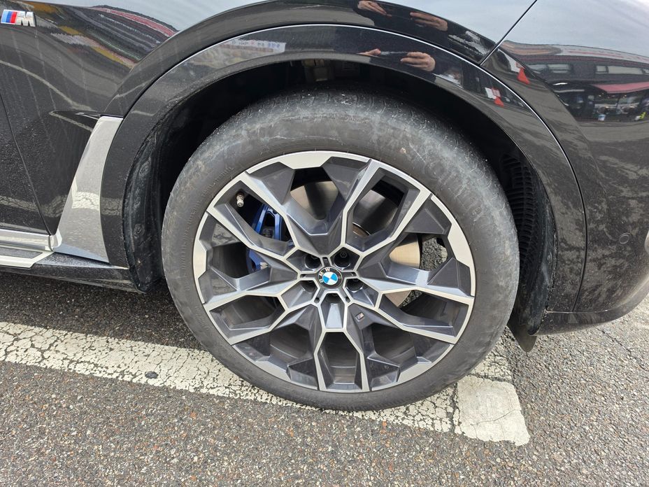 BMW X7 2024