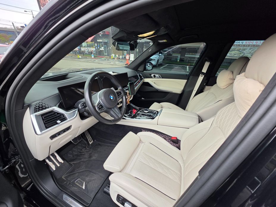 BMW X7 2024