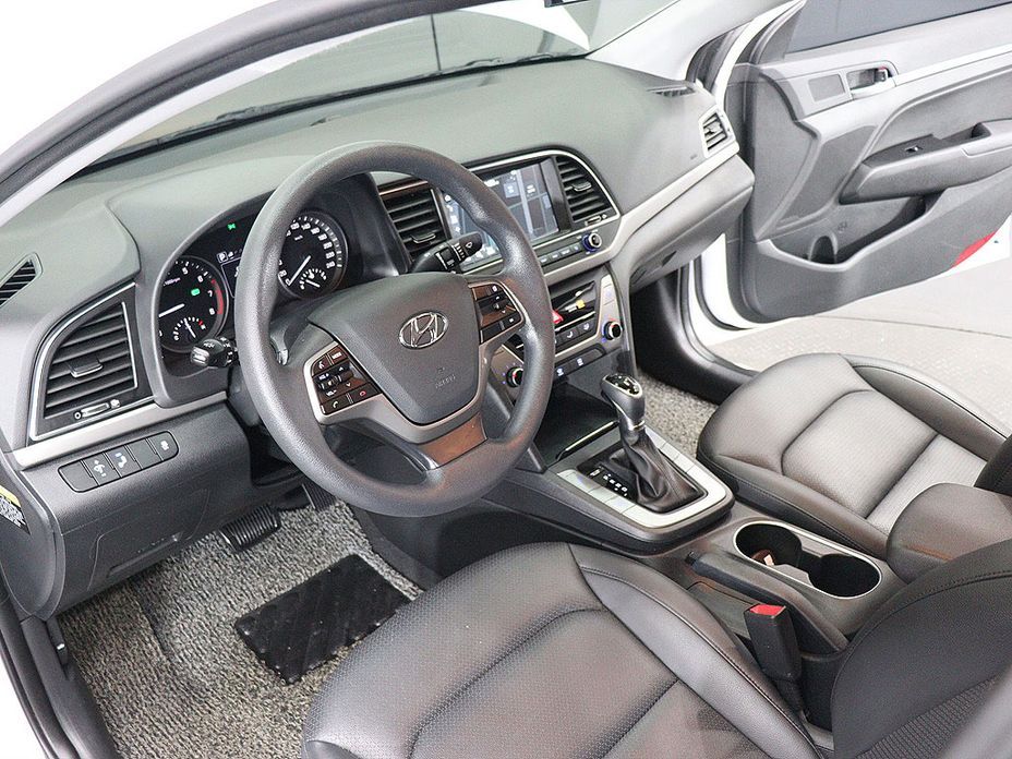 Hyundai AVANTE 2018