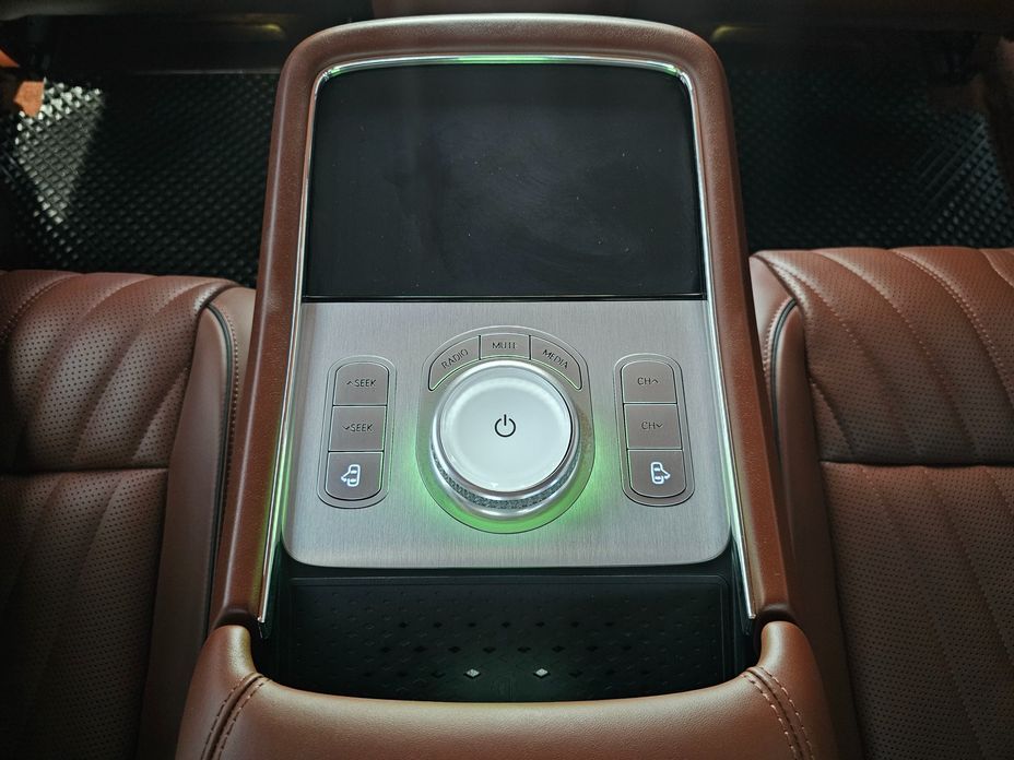 Genesis G90 2023