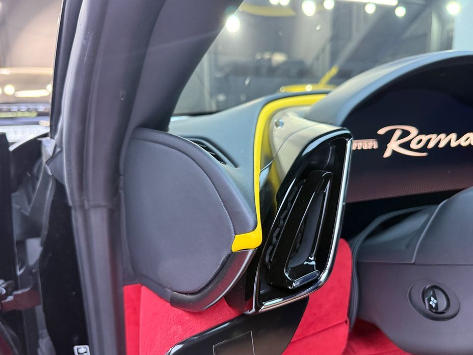 Ferrari Roma 2021