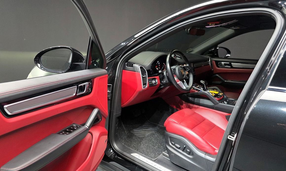 Porsche Cayenne 2023