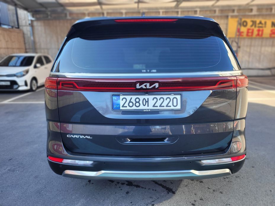 Kia Canival 2023