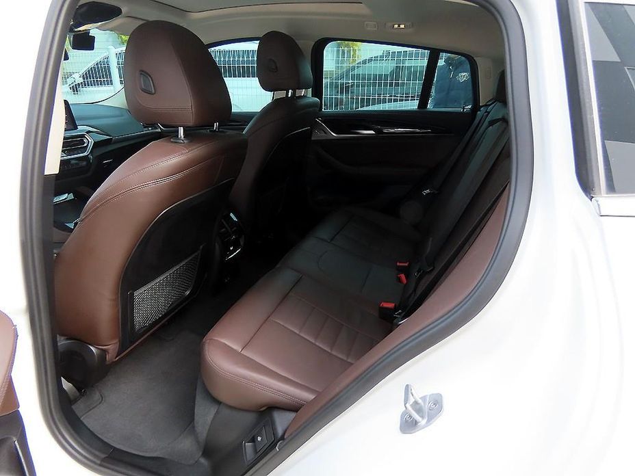 BMW X4 2023