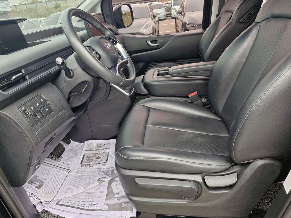 Hyundai Staria 2022