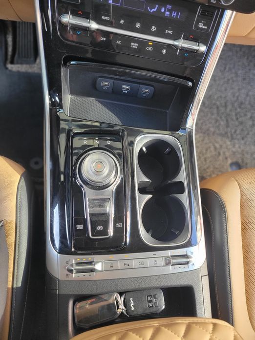 Kia Canival 2023
