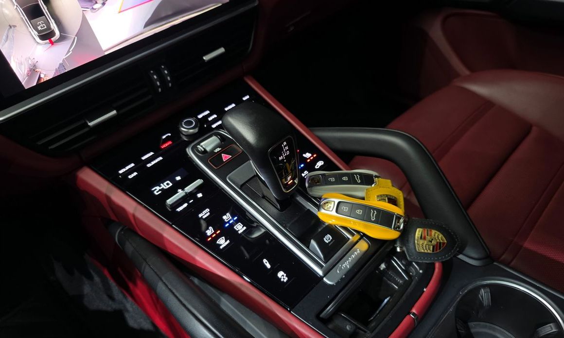Porsche Cayenne 2023